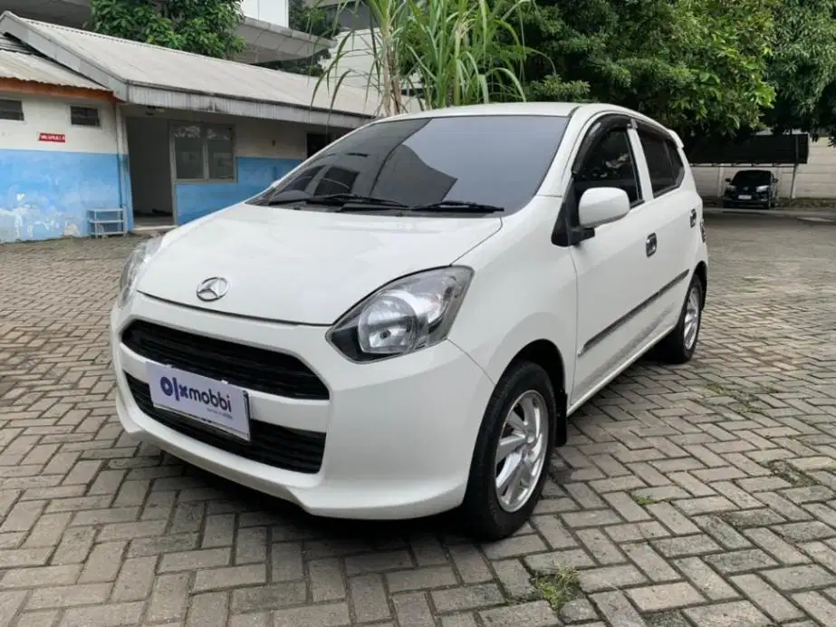 LOW DP Daihatsu Ayla 1.0 M Bensin-AT 2013 SYN