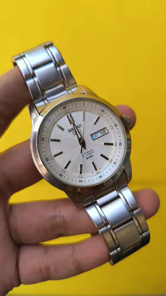 Jam Tangan Seiko 5 Classic SNKM83K1 Automatic