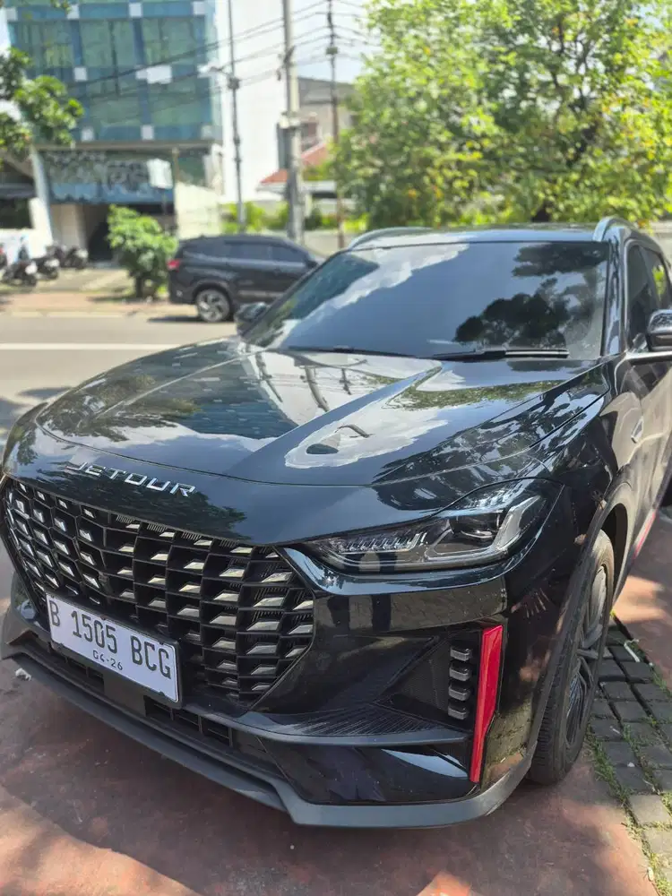 JETOUR X70 PLUS 1.5 TURBO SANROOF INSPIRA MULUS BERGARANSI