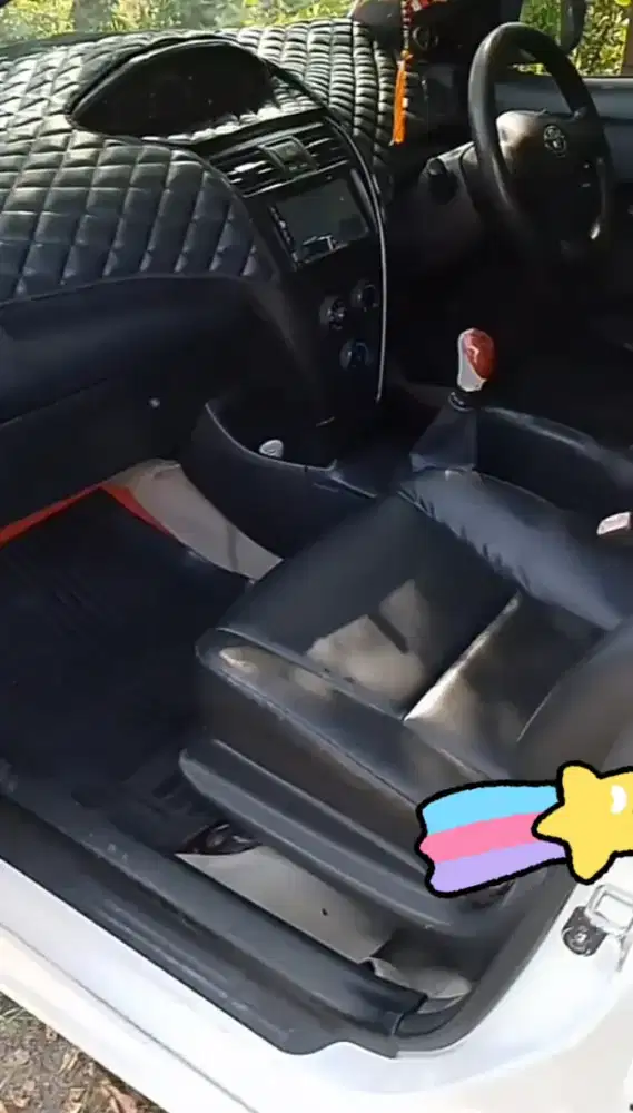 Vios putih 2011 harga masih bisa nego