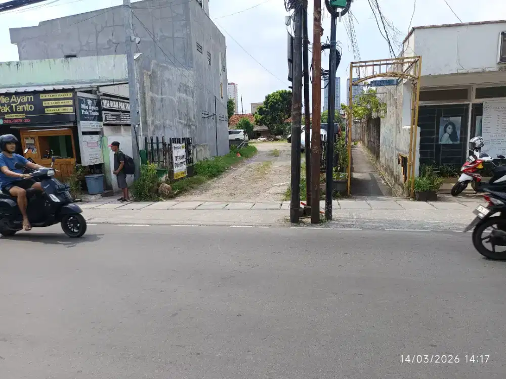 TERBATAS: Lahan Strategis Pondok Labu – Jakarta Selatan