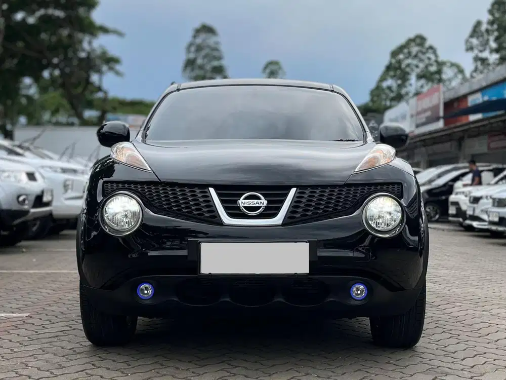 OBRAL PALING MURAH NISSAN JUKE RX 1.5 AT HITAM 2014