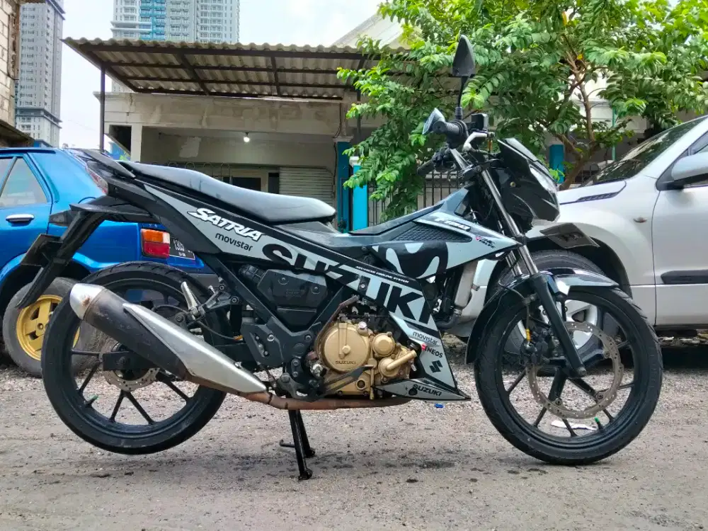 Suzuki satria fi 2018 mulus