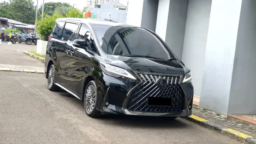 [ LOW KM ] Lexus LM350 LM 350 7 Seater AT 2022/2023