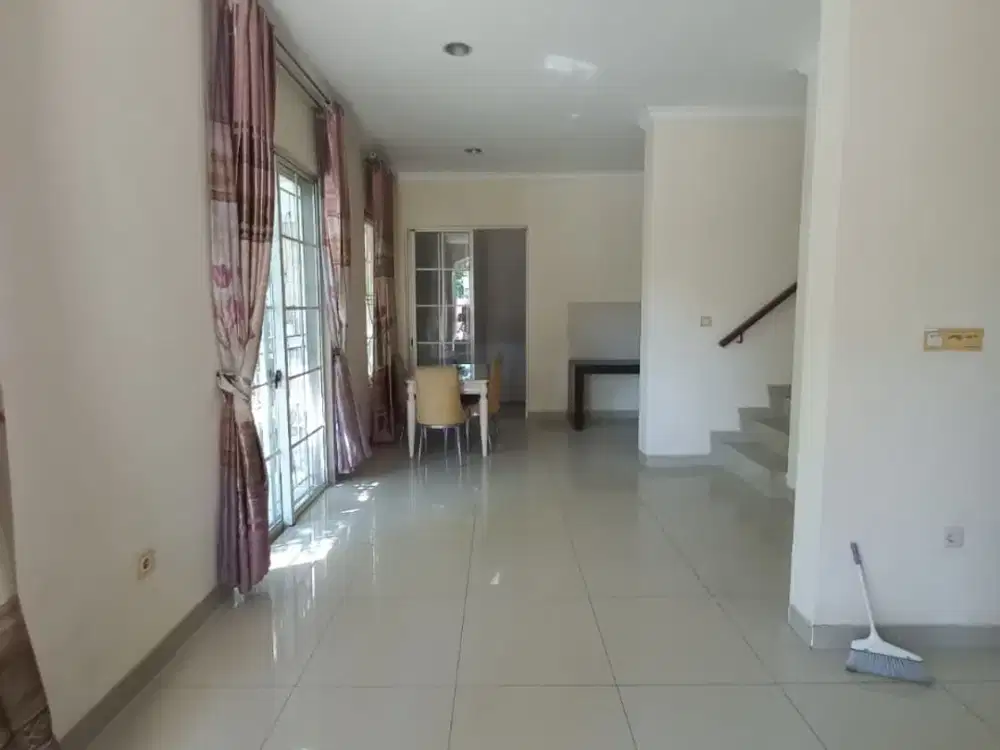 Rumah Di West Europe Green Lake City Luas 6x15 2 Lantai Posisi Hook