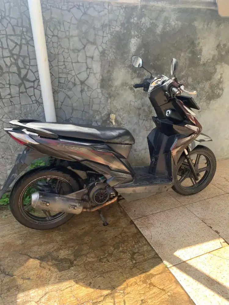 Di jual motor beat tahun 2018