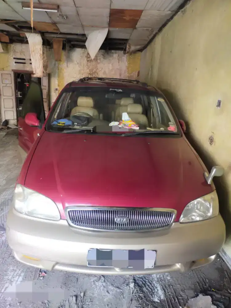 Jual simpanan low km Kia Carnival Tahun 2000 limited edition