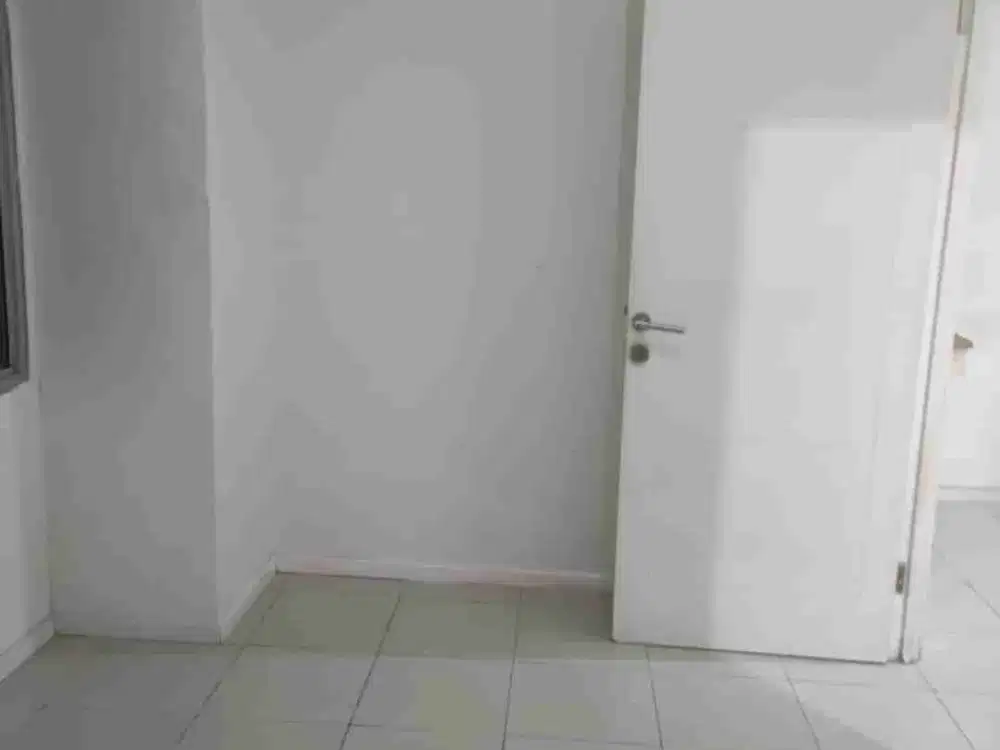 Di Jual cepat 2BR Semi Furnish luas 36m murah meriah