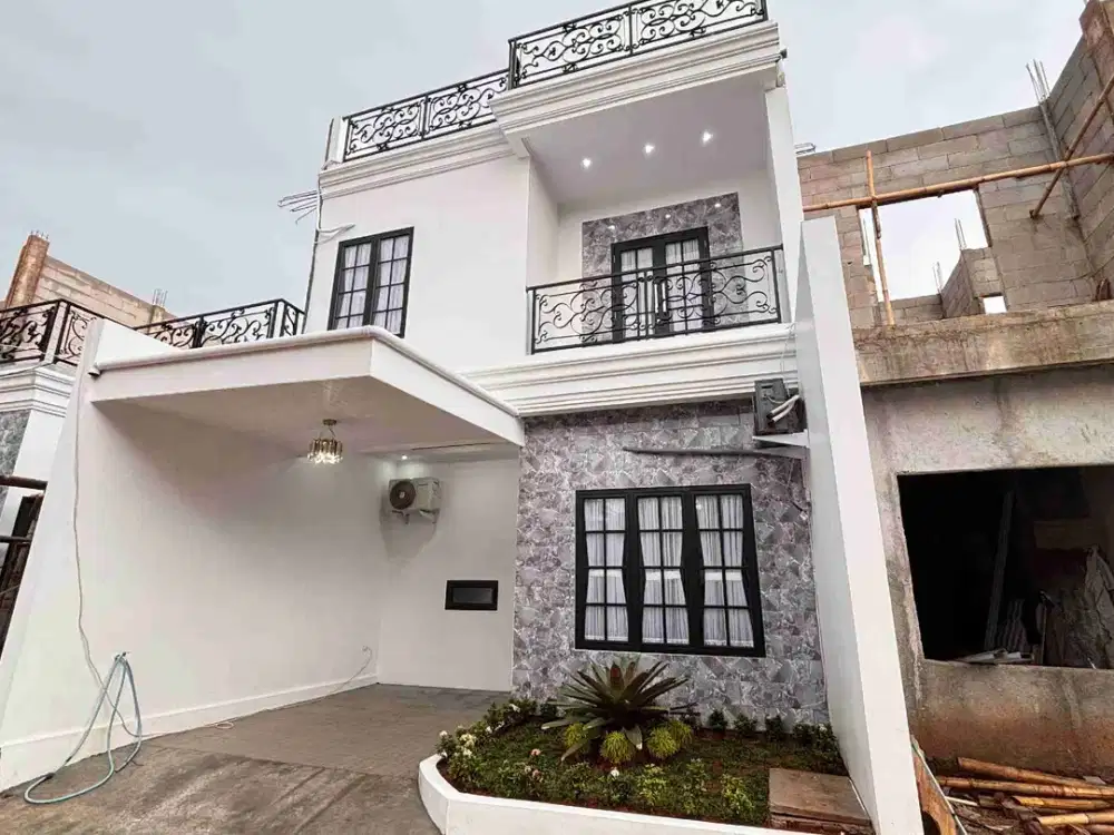 Rumah Mewah 3 Lantai Strategis di apit 3 Tol LRT dan Transjakarta