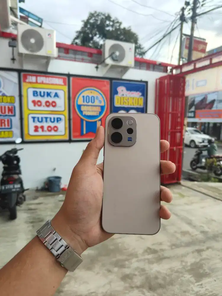 Vivo v70 5g 12/256 cash kredit