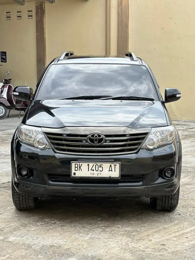 Toyota fortuner 2.5 G manual 2012