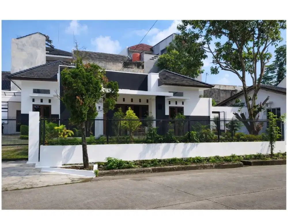 DIJUAL RUMAH MEWAH BAGUS SIAP HUNI STRATEGIS DI BUKIT CIMANGGU CITY BOGOR BO206