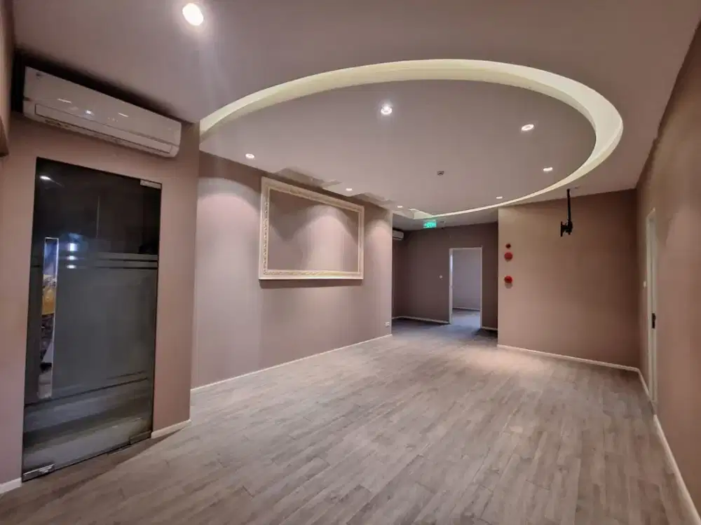 3.5 Lantai Ruko Citraland  Gwalk Shophouse - Ada Rooftop