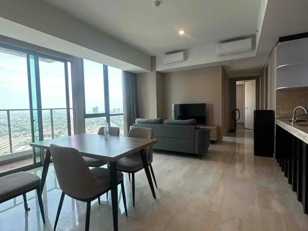 disewakan Apartment Holland  Village ,Private Lift, 3 bedroom , Jakarta Pusat