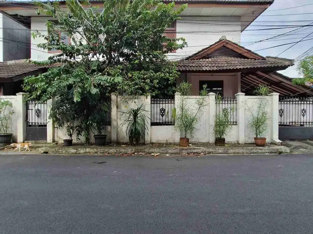 RUMAH LAMA PRIME AREA DI KOMPLEK MPR CIPETE