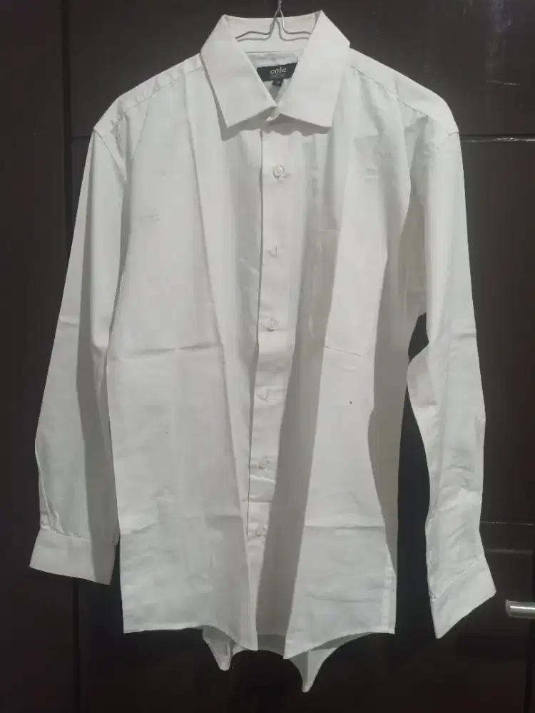 Kemeja Pria Cole Putih Lengan Panjang Size 16