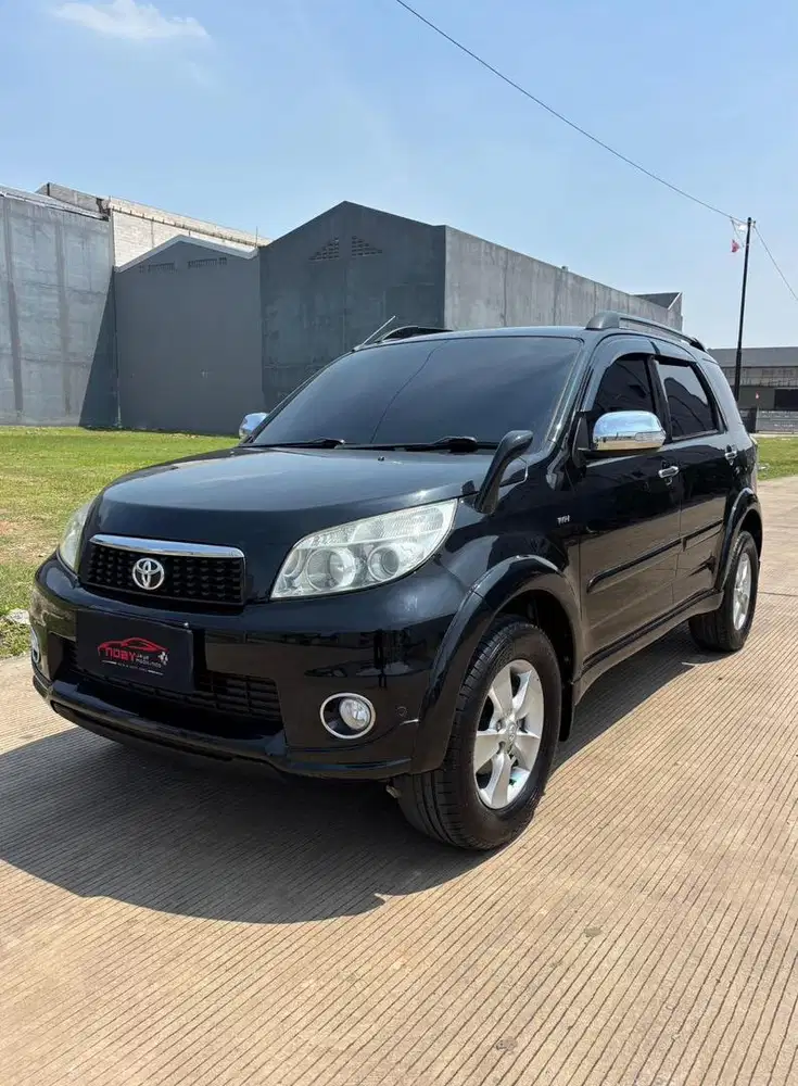 Toyota Rush 1.5 S TRD 2011 Automatic ( Hitam Metalik )