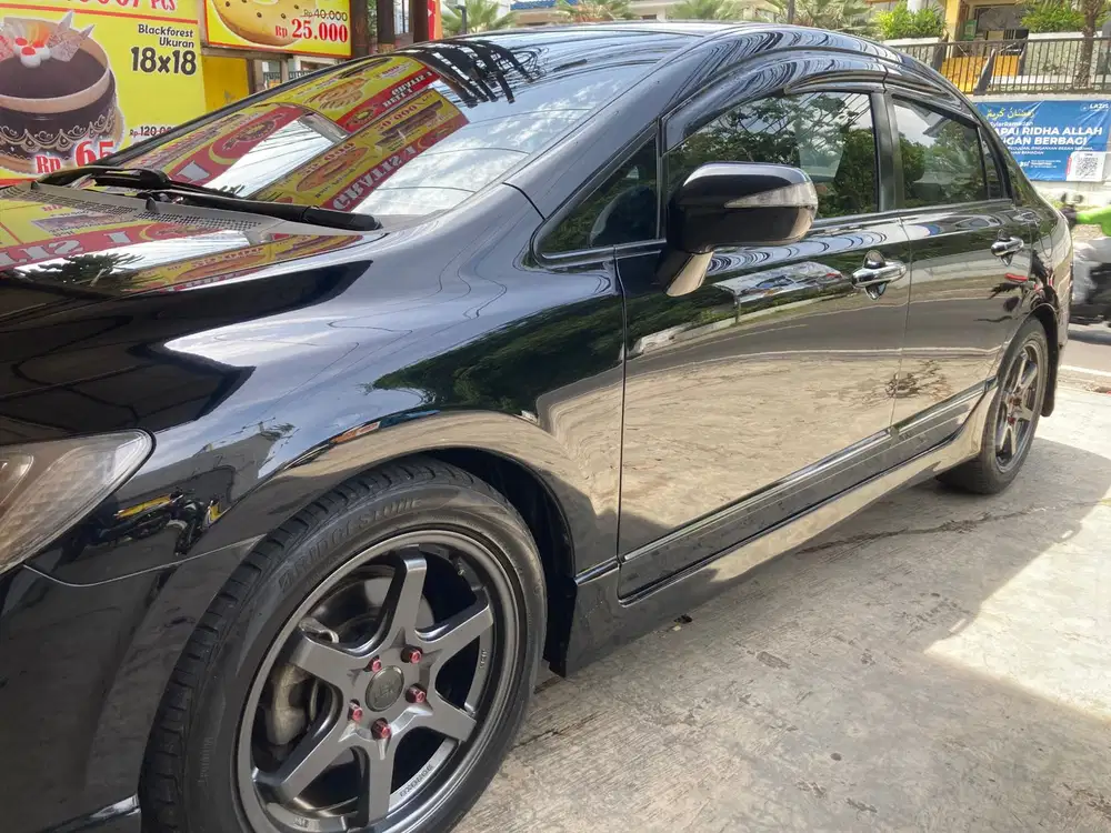 Honda Civic 2010 Bensin