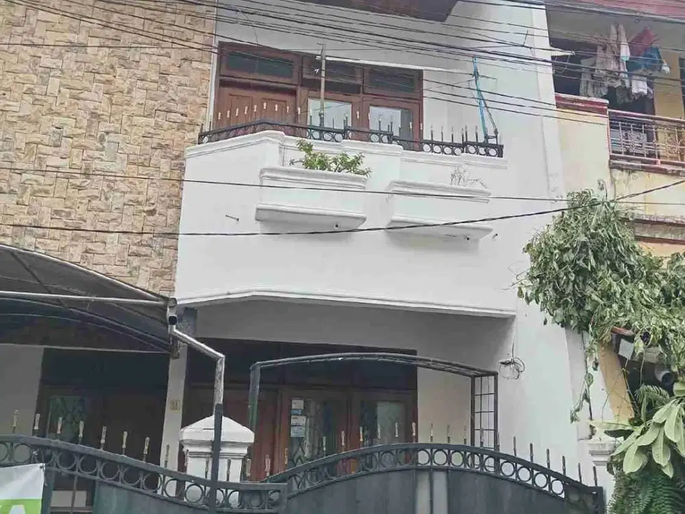 Dijual Rumah Strategis Siap Huni di Duren Sawit Jakarta Timur