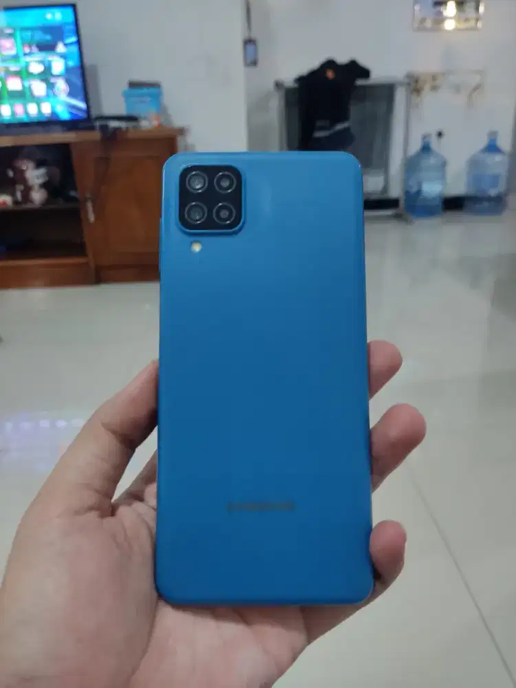 Samsung a12 4+4/128gb
