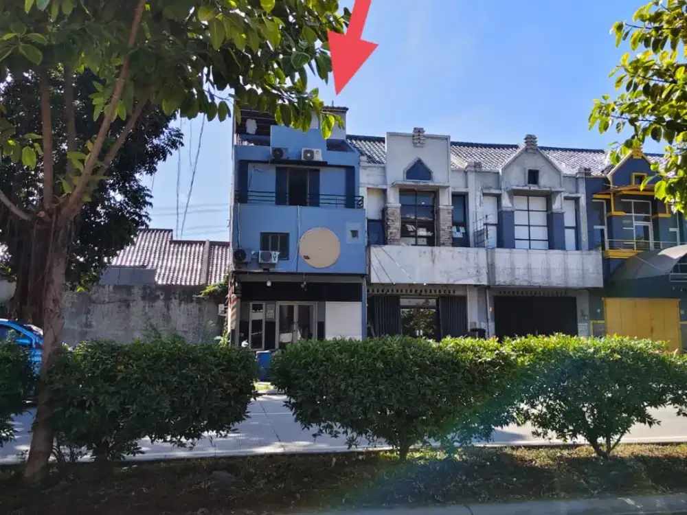 Disewakan Ruko Metland Puri depan Solaria