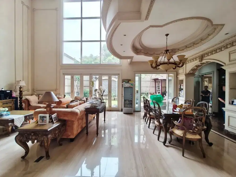 Rumah Marmer Mewah Pakuwon Indah Villa Bukit Regency Murah