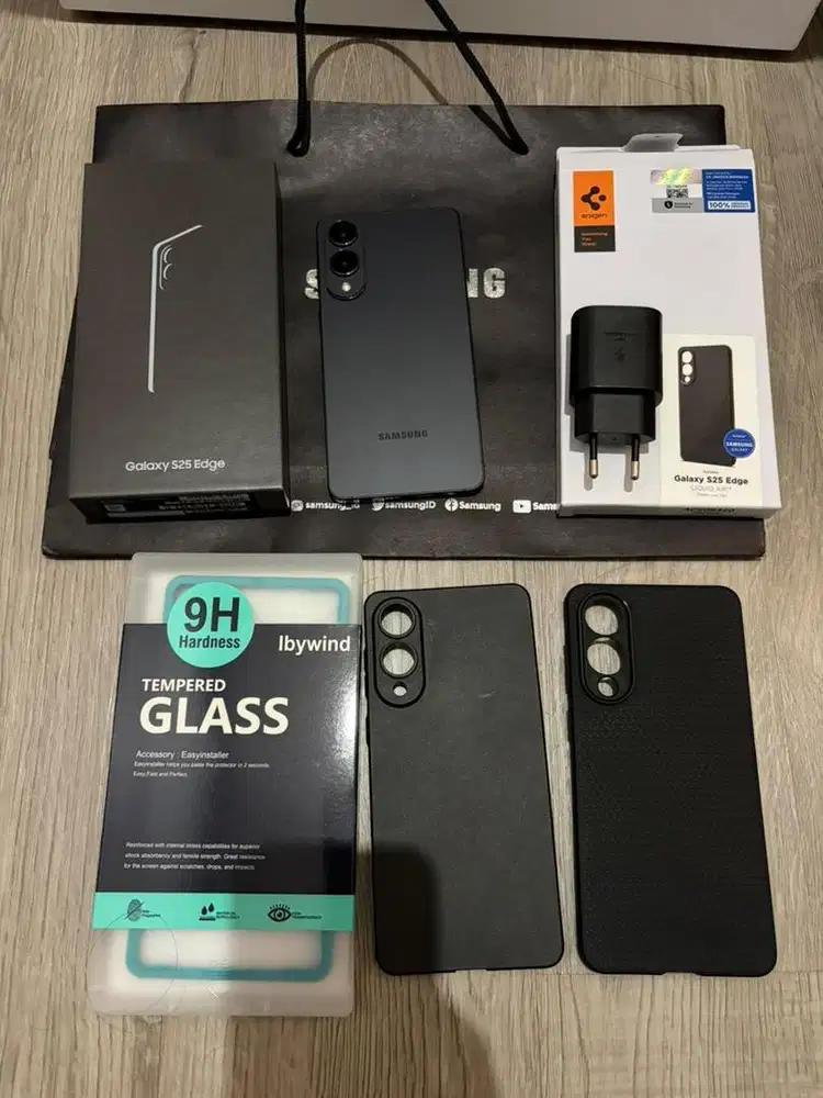 SAMSUNG GALAXY S25 edge 256gb 12/256gb jet black garansi resmi 2027