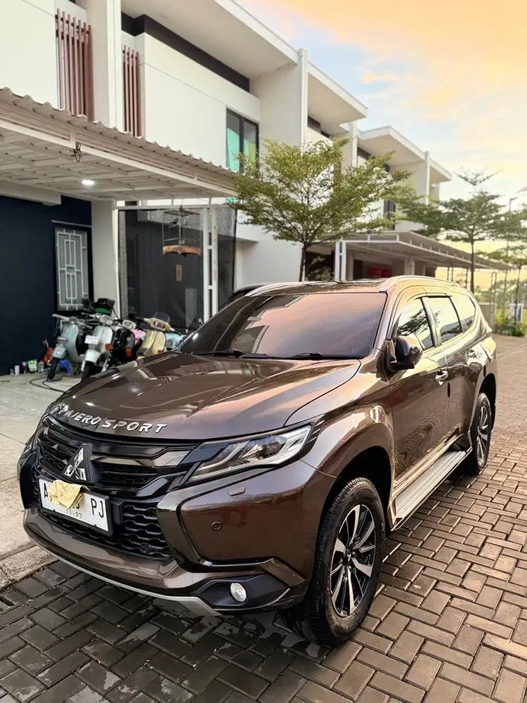 Pajero Dakar 4x2 Th 2017 Black Piano