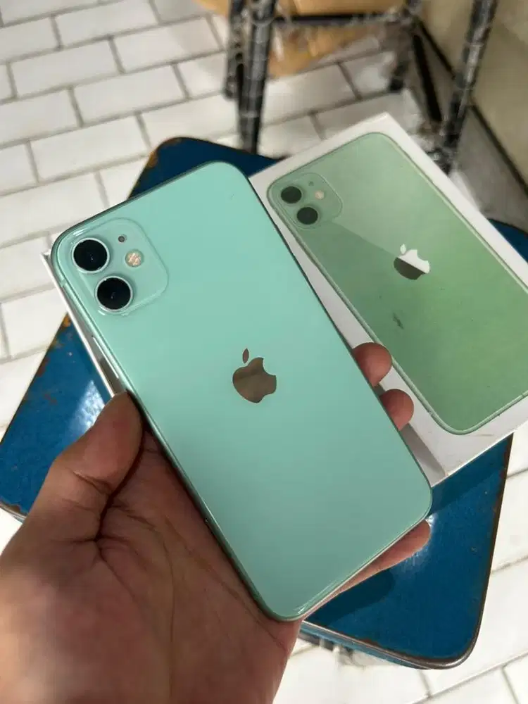 Iphone 11 64gb fullset  bebas kartu all operator