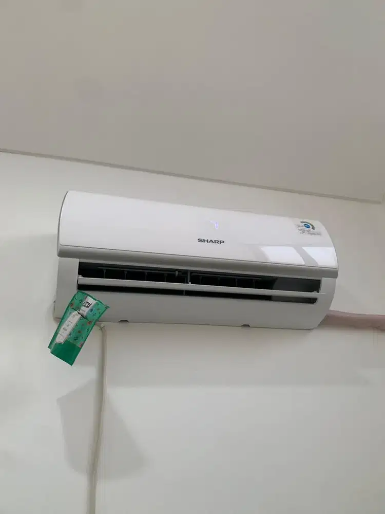 Dijual AC Sharp 1/2 PK