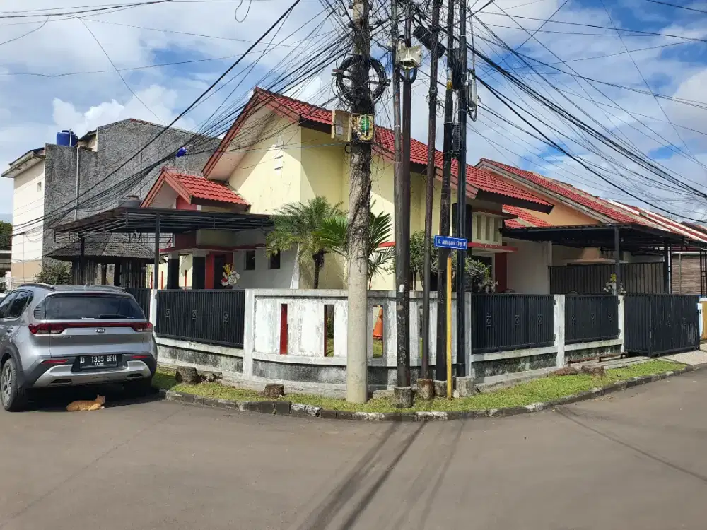 Dijual rumah antapani city