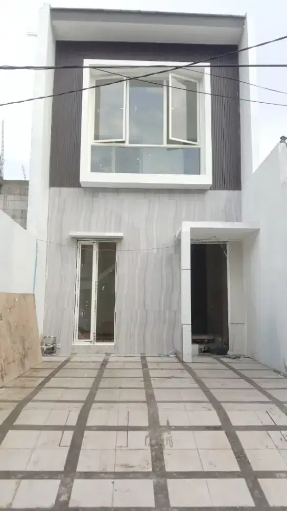 Rumah Baru Wiguna dekat Royal Paka Purimas UPN Rungkut Taman Rivera