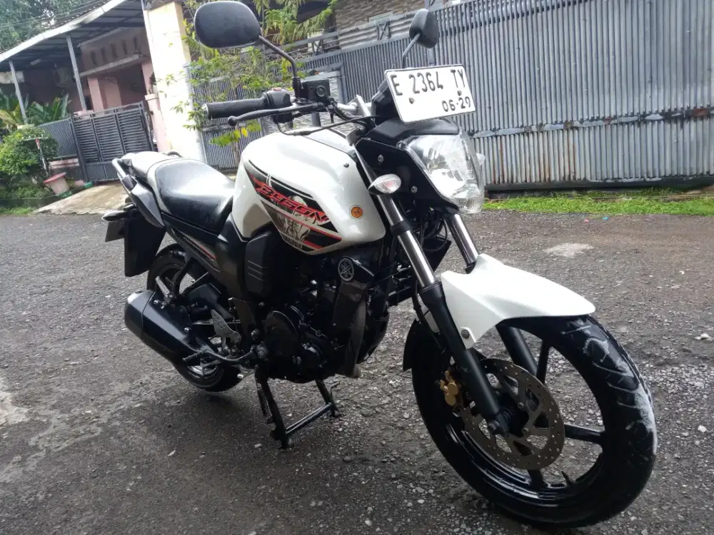 Yamaha Byson 2013 low KM rendah albino putih original