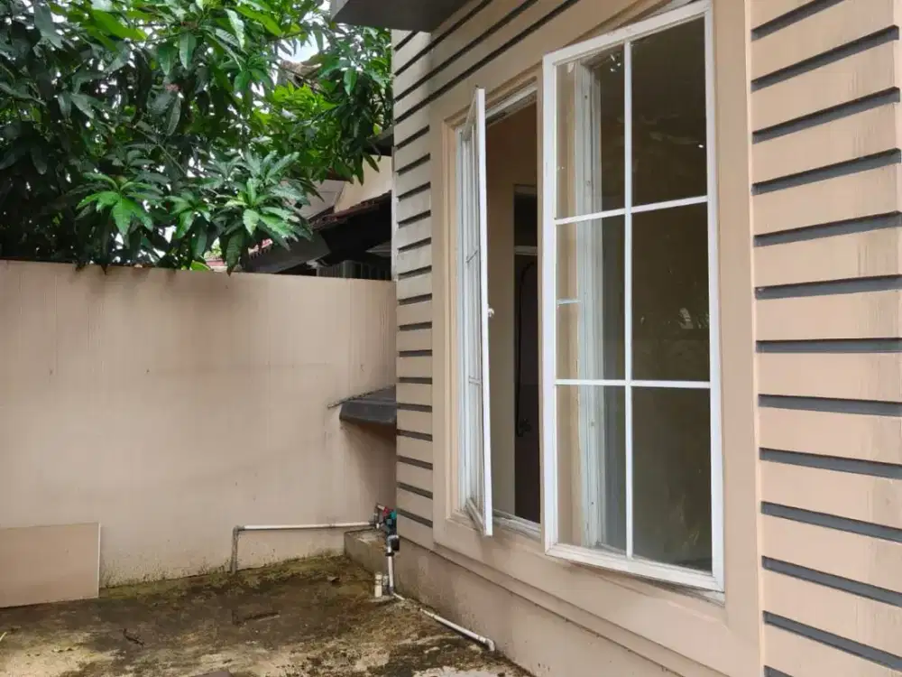 Disewakan Rumah SHM 7X18 di Sektor 7 By Rumah Chinida (Jb)