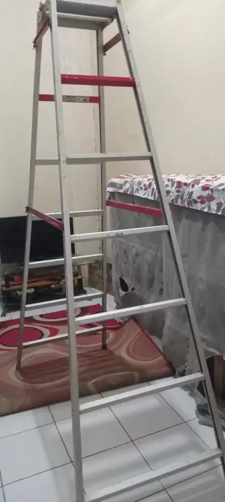 Tangga lipat alumunium 2m