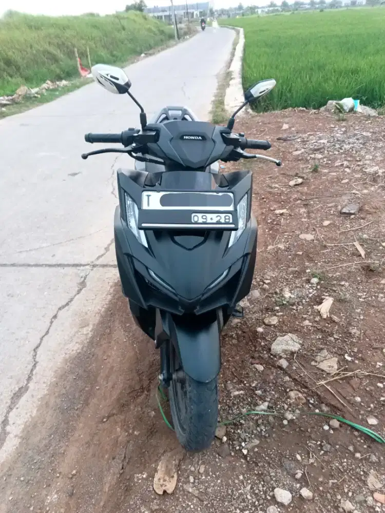 Di jual cepat Vario 160 ABS tahun 2023 Hitam Dove