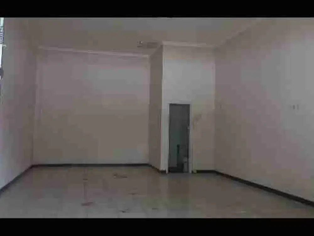 Ruko Siap Pakai Dekat Kawasan Bsb City