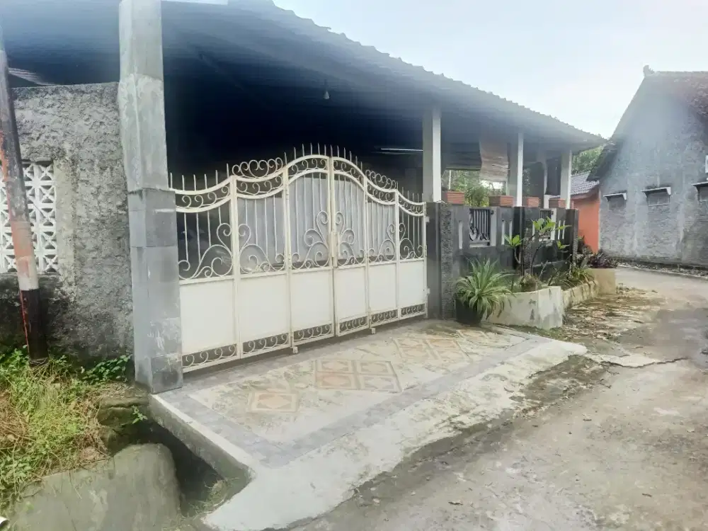 Rumah luas Sewon Banguntapan Ngoto
