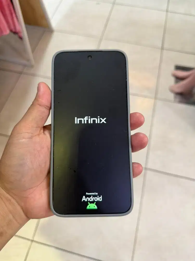 Infinix Smart 20 4/128 Like new!!
