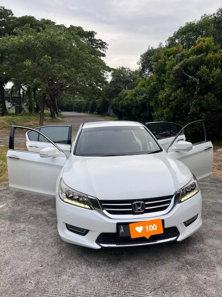 Honda accord 2015 warna putih