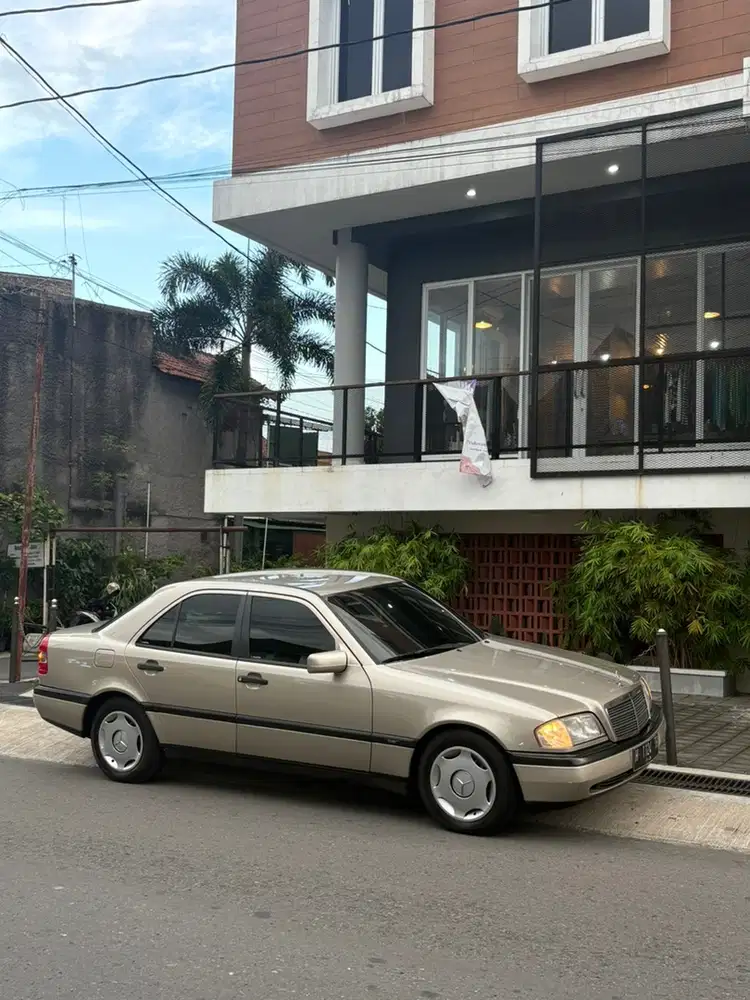 Mercedes-Benz C230 1997 Bensin LOW KM 43rb