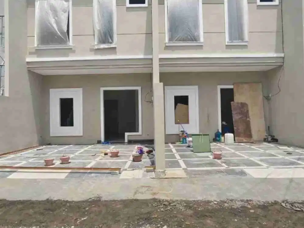 GUNUNGANYAR BARU GRESS ‼️ Rumah 2 Lantai dekat UPN Veteran Rungkut