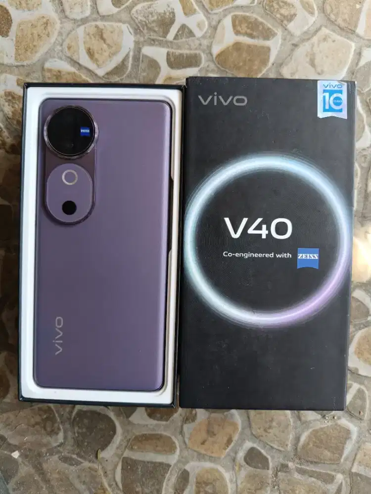 Vivo v40 lengkap garansi Kemayoran