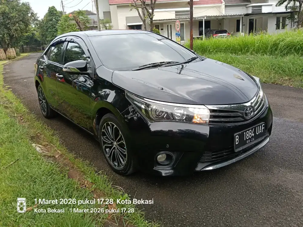 Toyota Altis V AT 1.8 2016