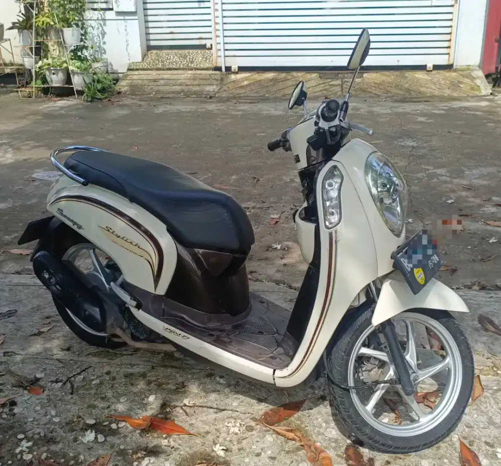 Scoopy Stylist ISS 2016 Cream