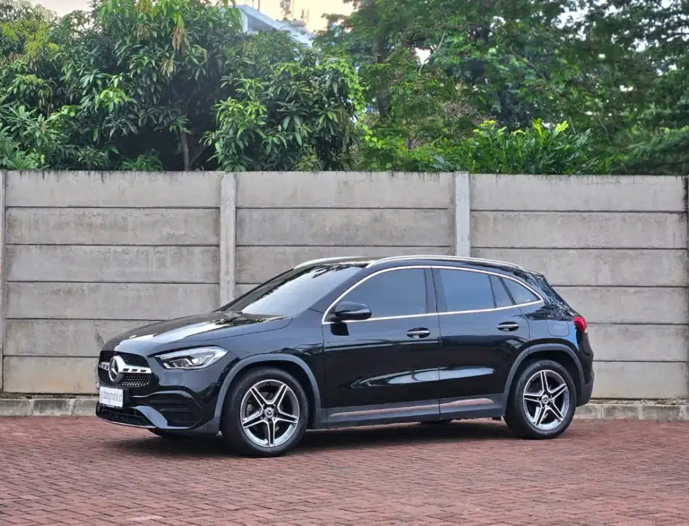 LOW ODO Mercedes Benz GLA 200 AMG 2022
