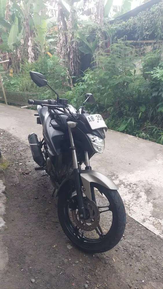 Motor bekas vixion 2018