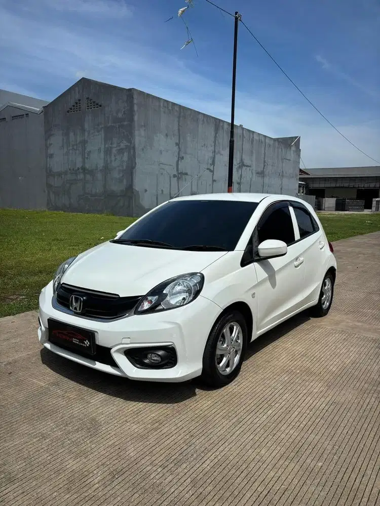 Honda Brio 1.2 E CVT 2017 Automatic ( Putih Metalik )