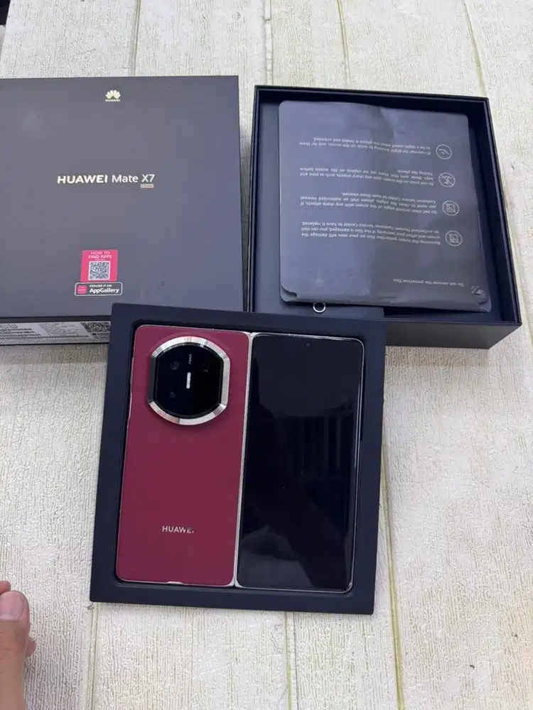 Huawei mate X7 Fold 16/512gb nebula red garansi on maret2027