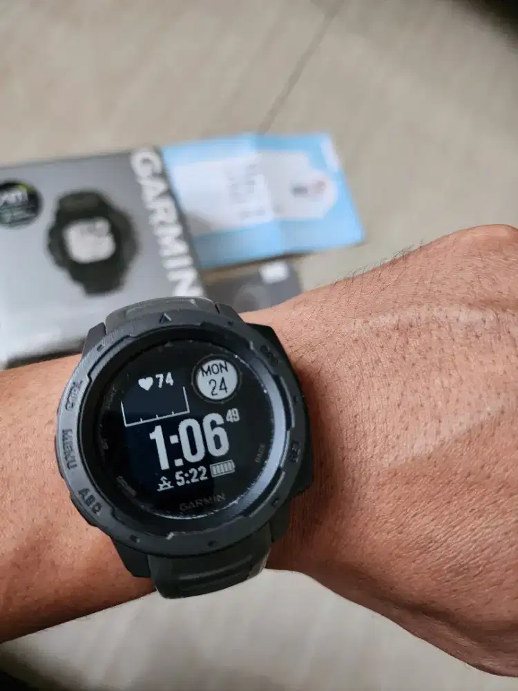 Garmin Instinct Graphite Smartwatch